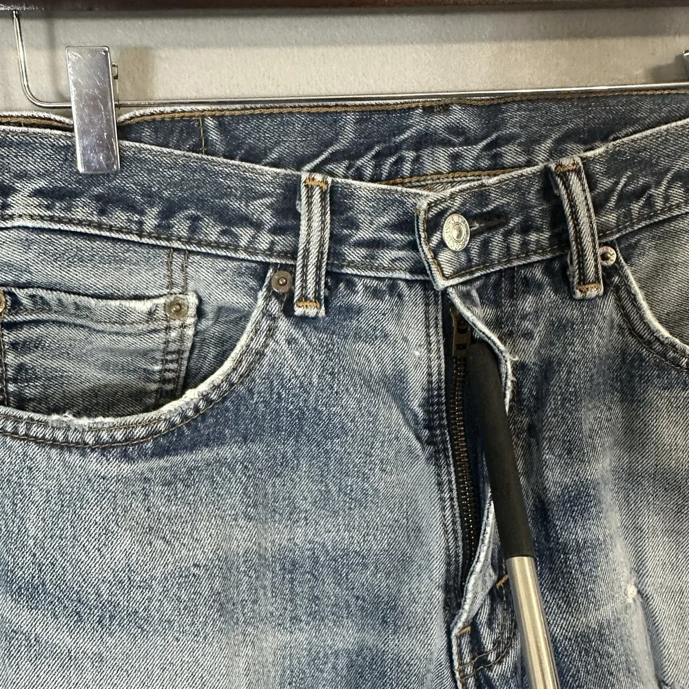 Levis 505 Jeans Mens Size 33x30 ( Fits 33x28) Blue Distressed Nice Fade Casual